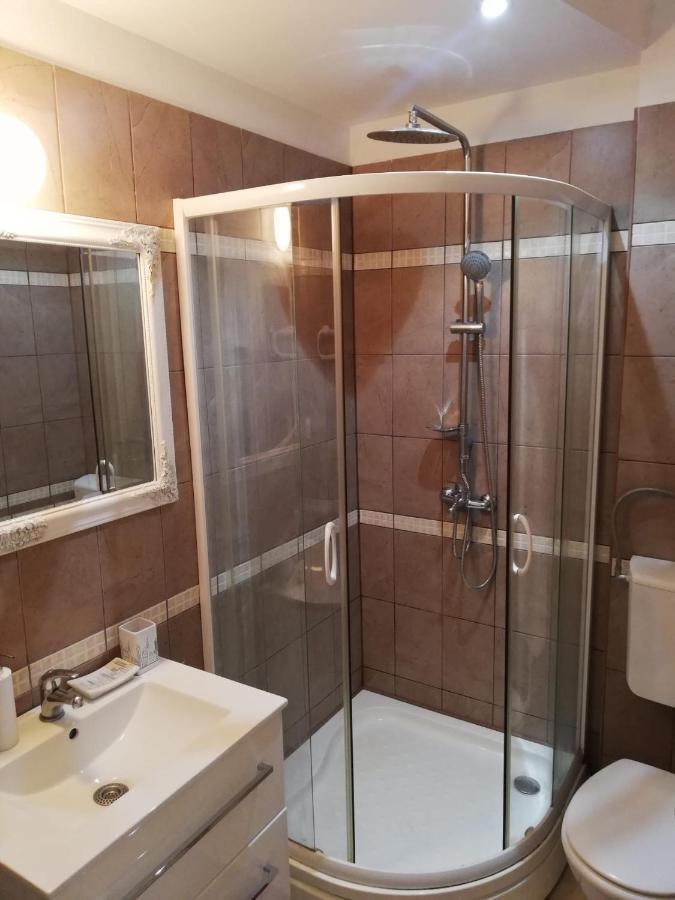 מאקרסקה Apartmani Mistral מראה חיצוני תמונה