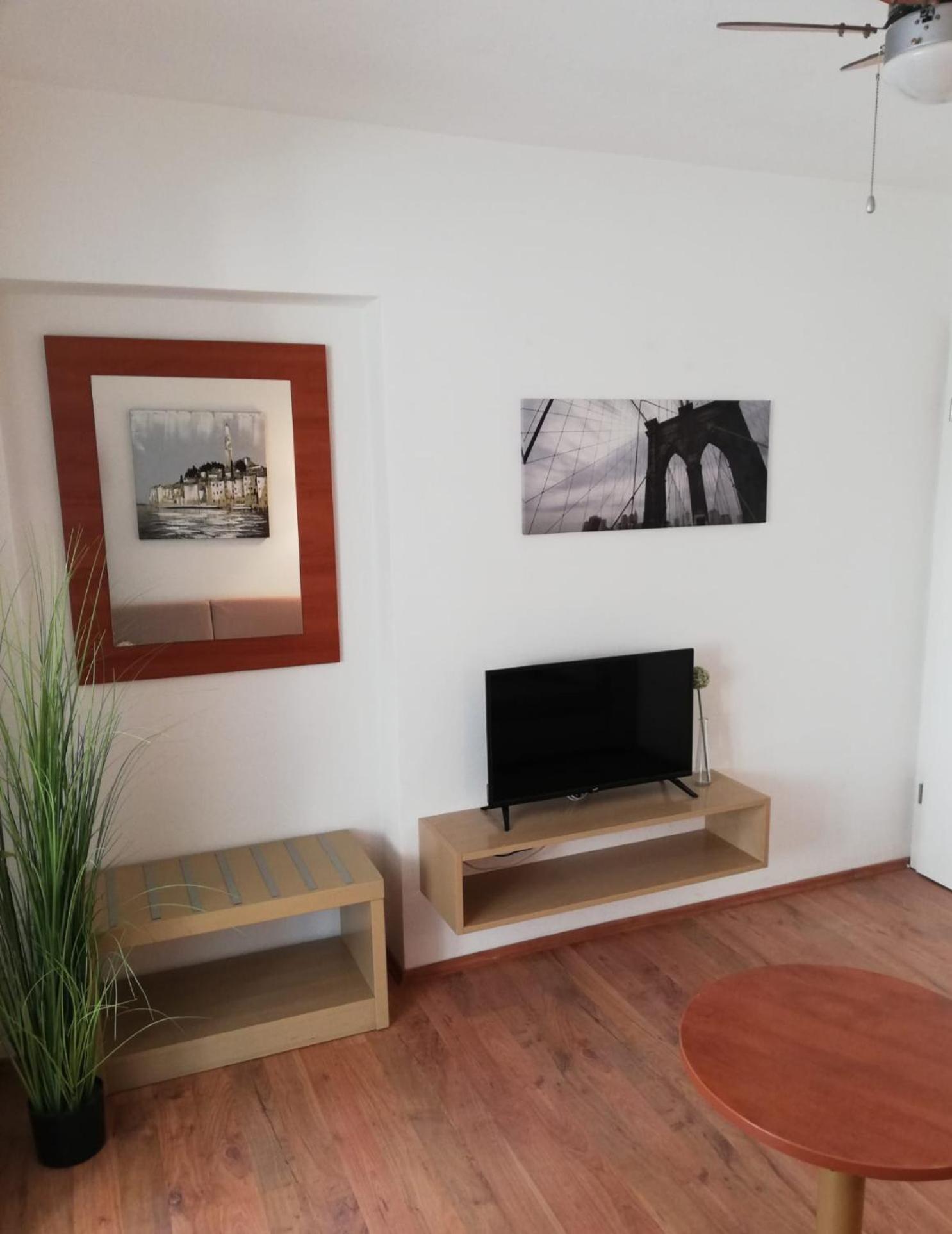 מאקרסקה Apartmani Mistral חדר תמונה